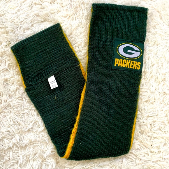 Green Bay Packers Reversible Infinity Scarf - Picture 1 of 6